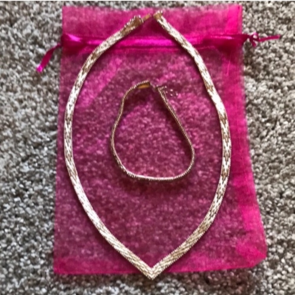 Silver Necklace and Bracelet Set